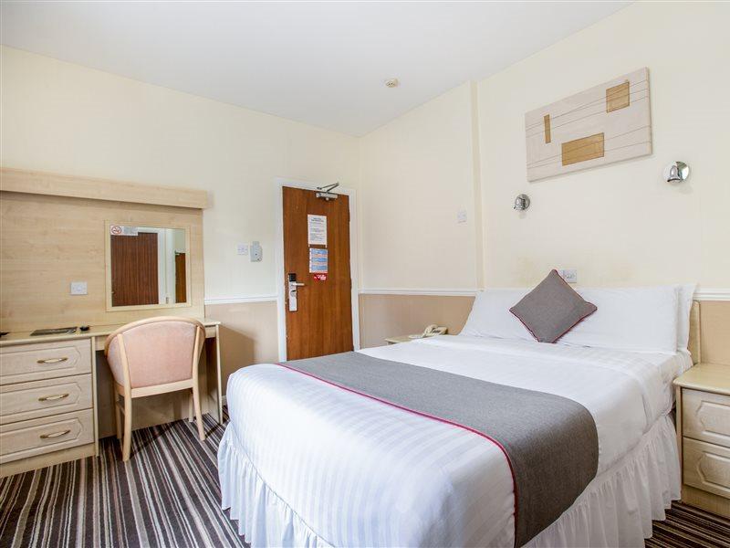 Dene Hotel Newcastle upon Tyne Bagian luar foto