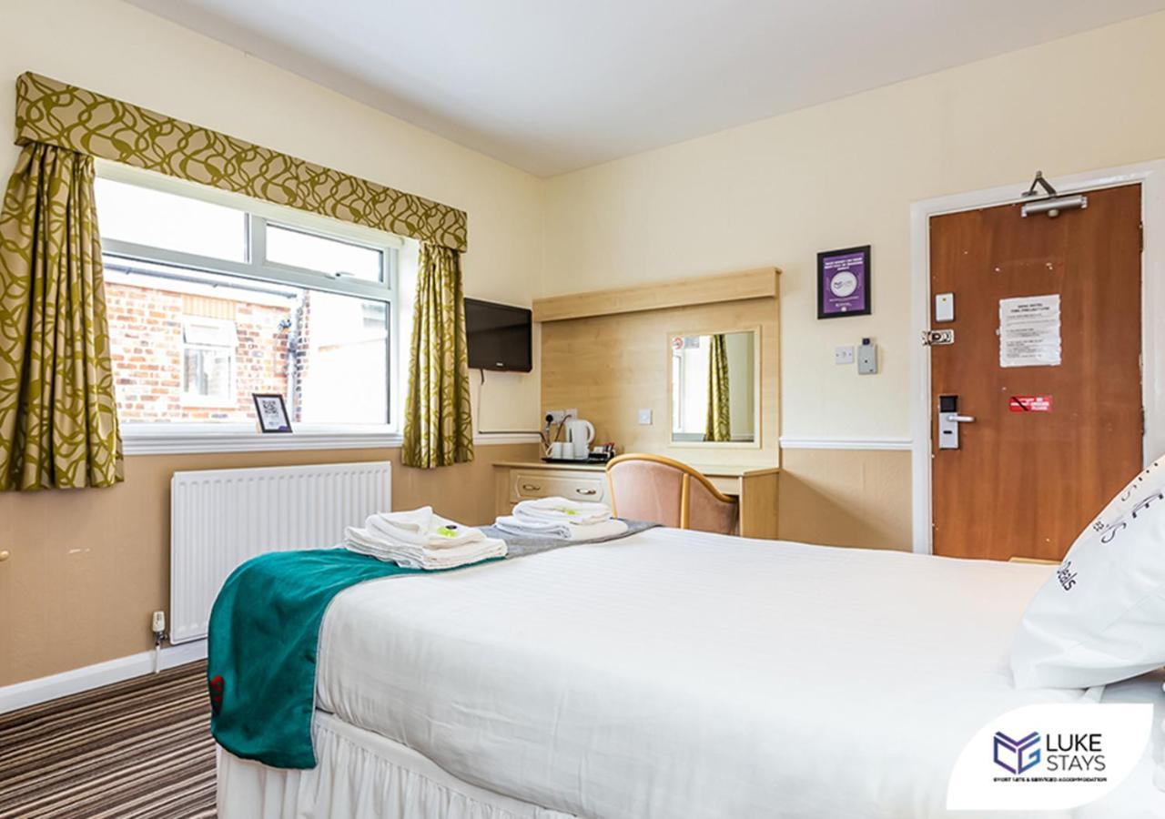 Dene Hotel Newcastle upon Tyne Bagian luar foto